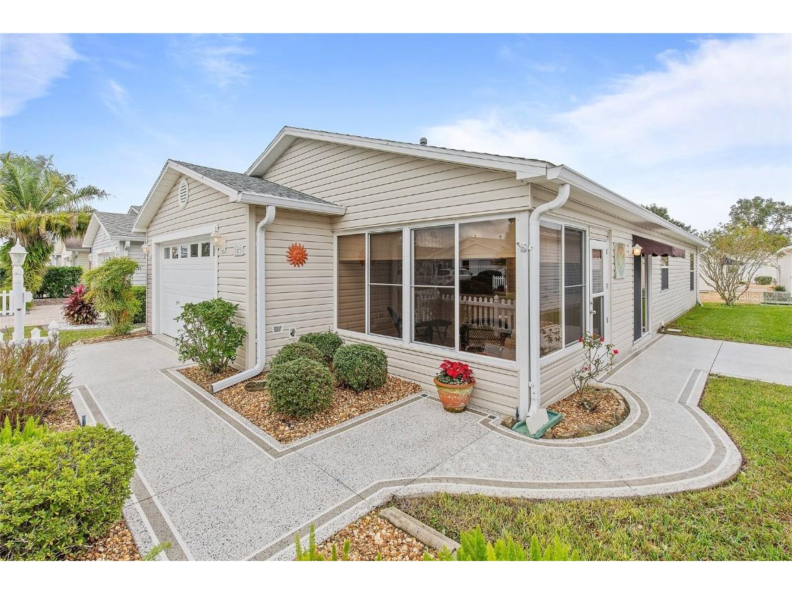 3573 Roanoke Street The Villages FL 32162 G5062708 image1