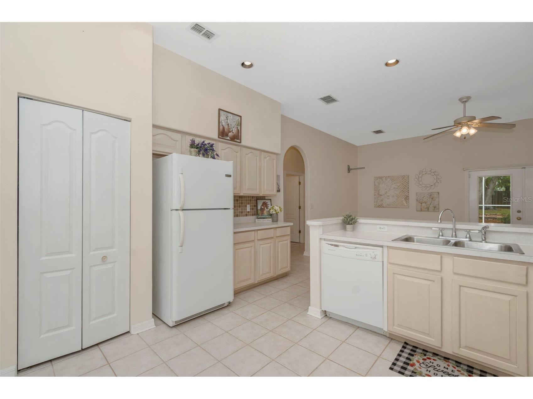 35745 Old Clinton Avenue Dade City FL 33525 TB8504997 image10
