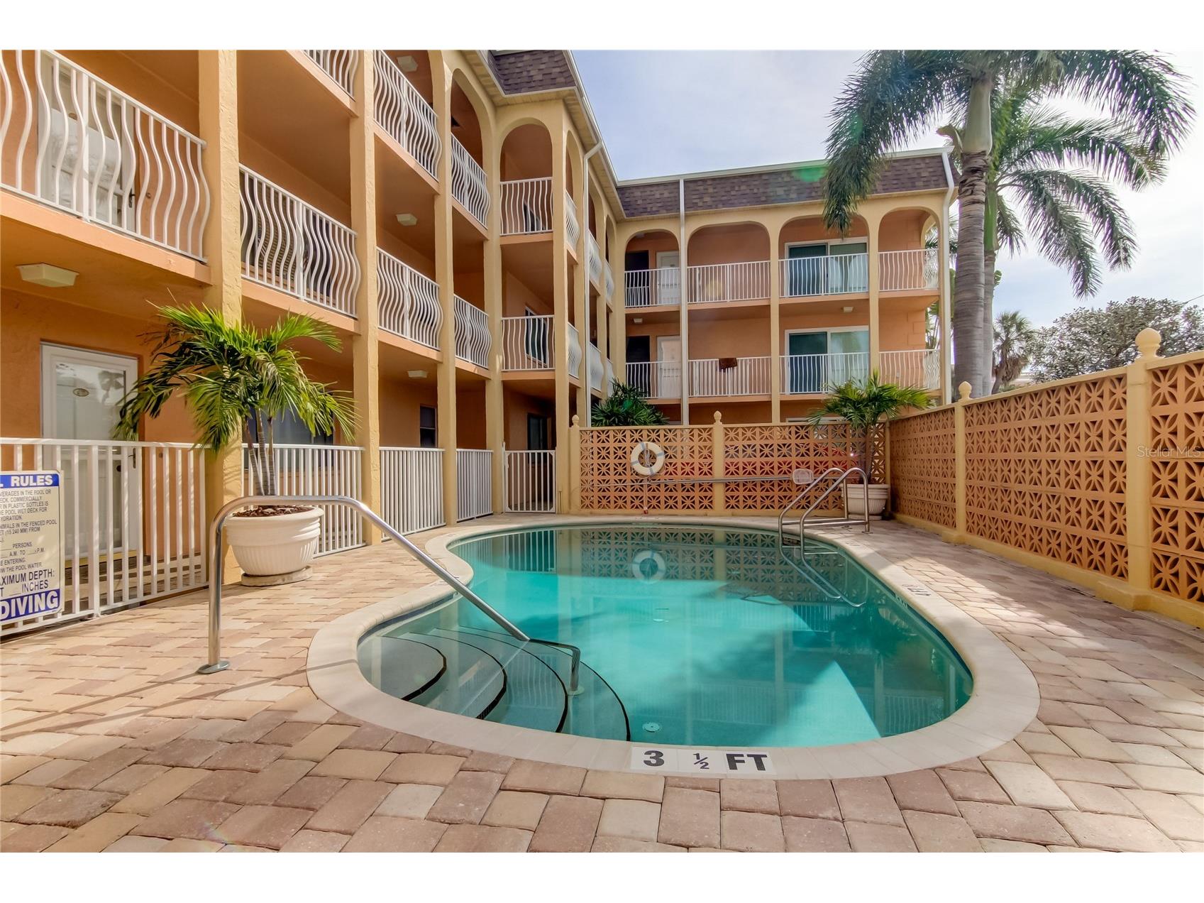 3575 Gulf Boulevard #204 Saint Pete Beach FL 33706 TB8475290 image19