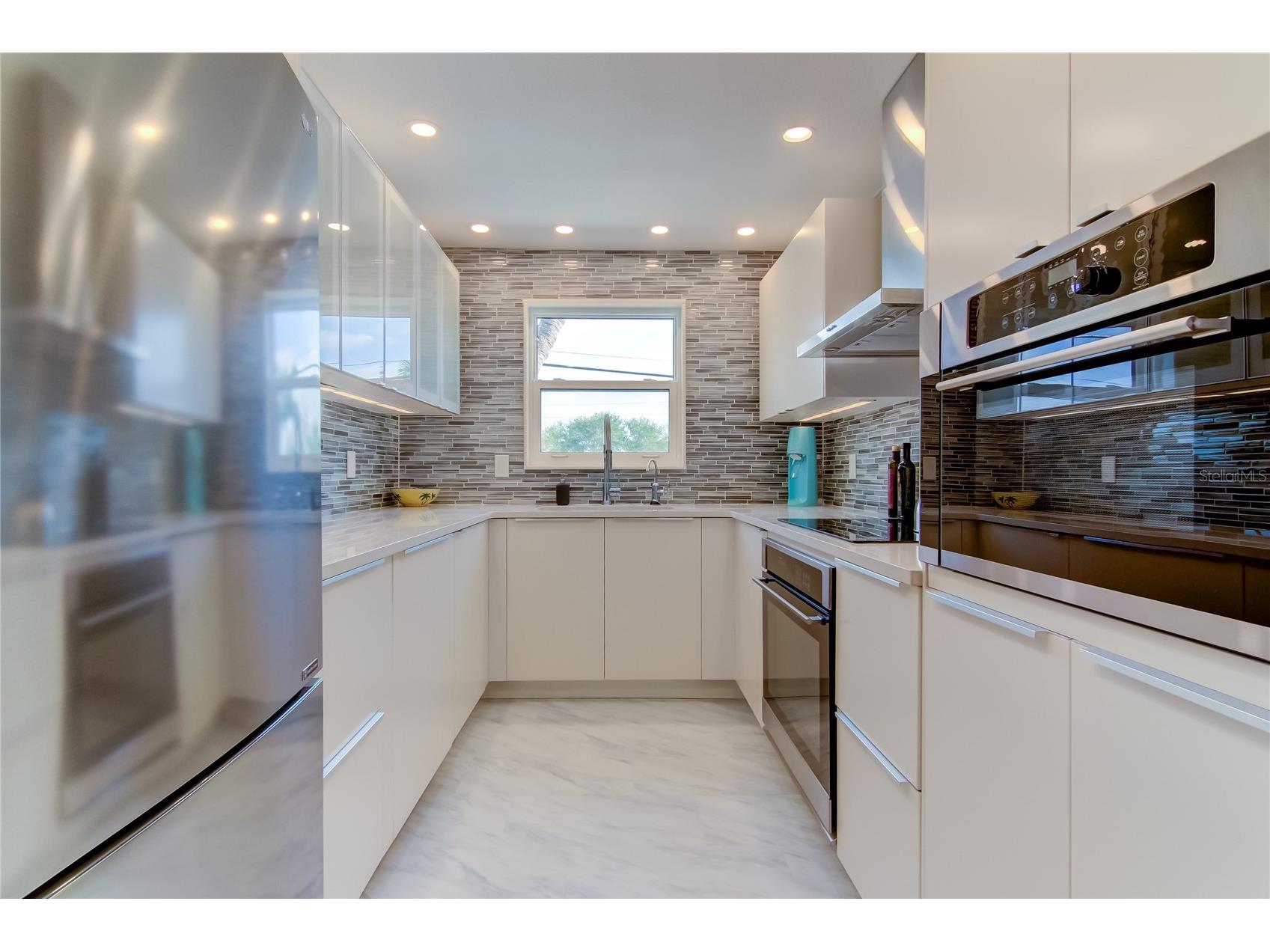 3575 Gulf Boulevard #204 Saint Pete Beach FL 33706 TB8475290 image9