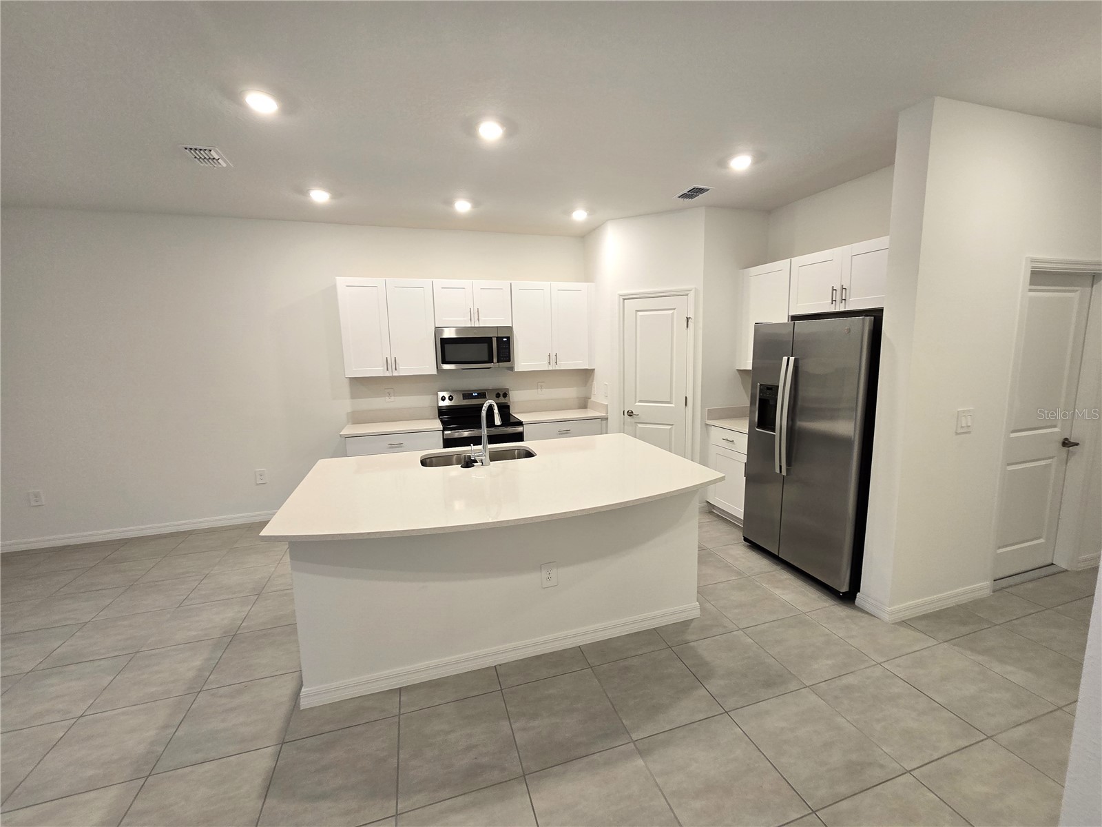 3575 Mayfair Street Kissimmee FL 34758 S5147030 image8