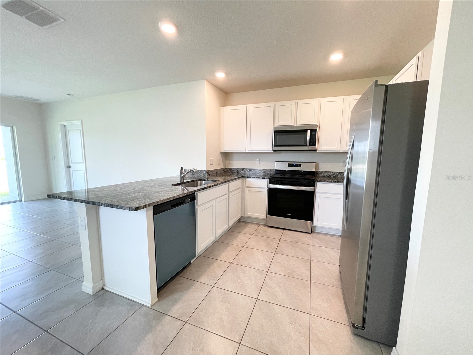 35759 Sunflower Hill Dr Zephyrhills FL 33541 TB8516550 image5
