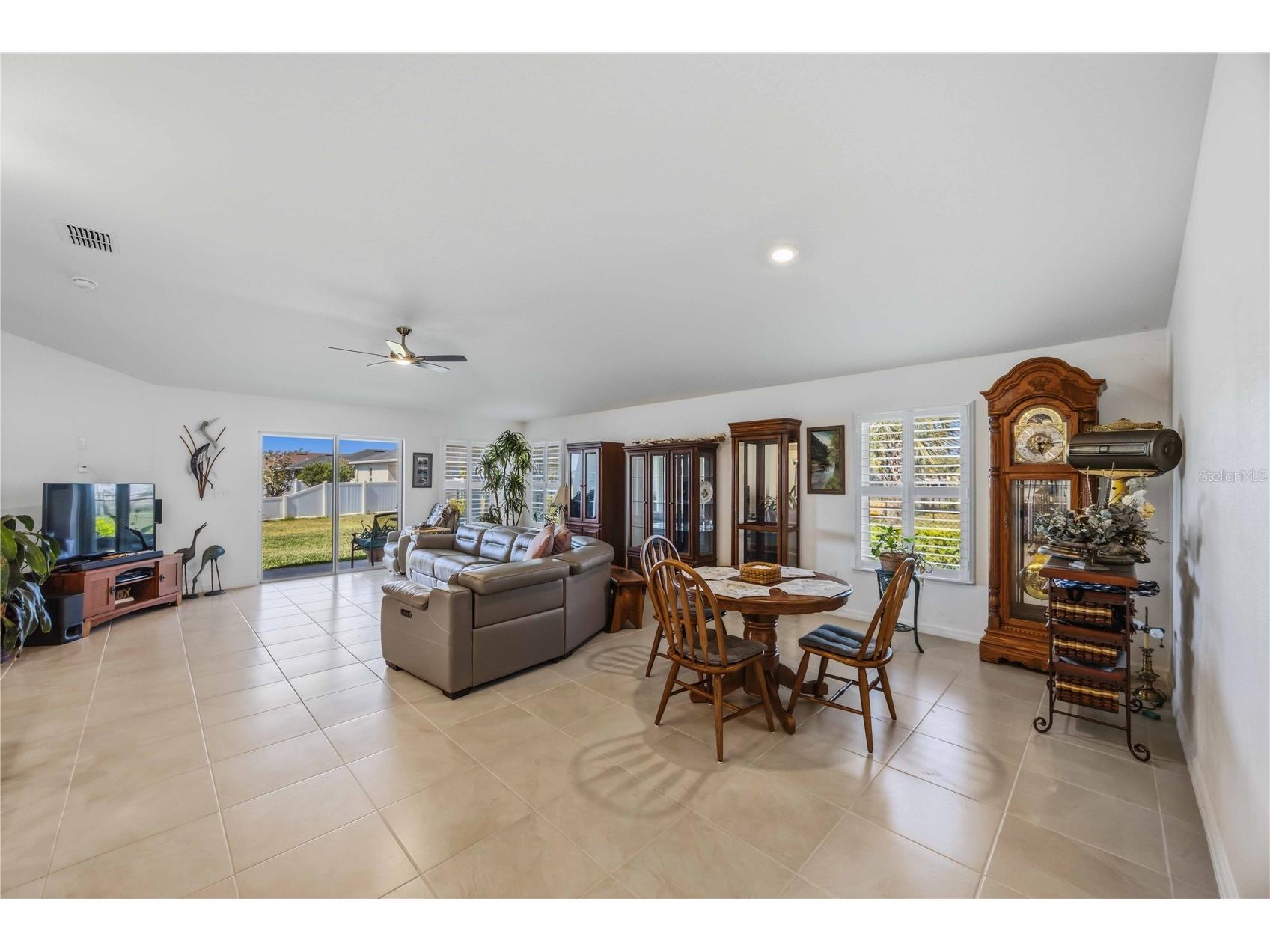 3576 74th Avenue Circle E Sarasota FL 34243 A4693654 image11