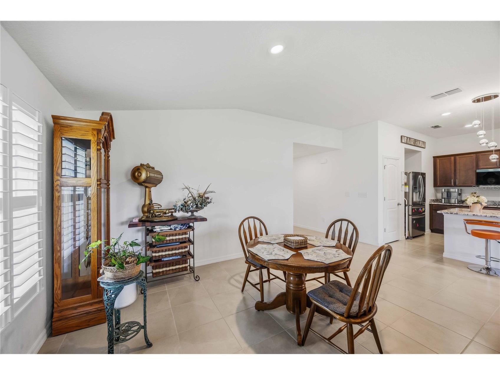 3576 74th Avenue Circle E Sarasota FL 34243 A4693654 image14