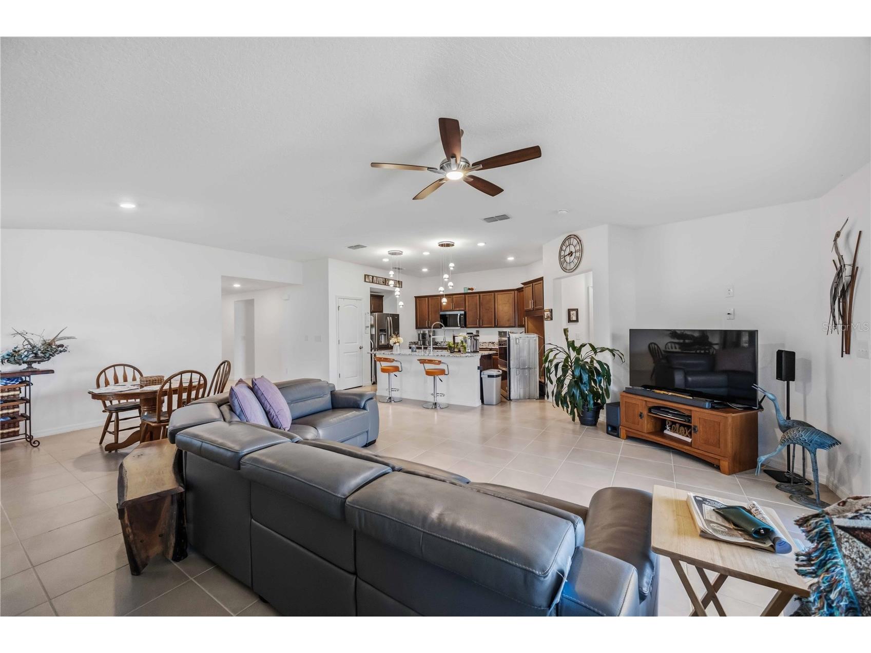 3576 74th Avenue Circle E Sarasota FL 34243 A4693654 image15