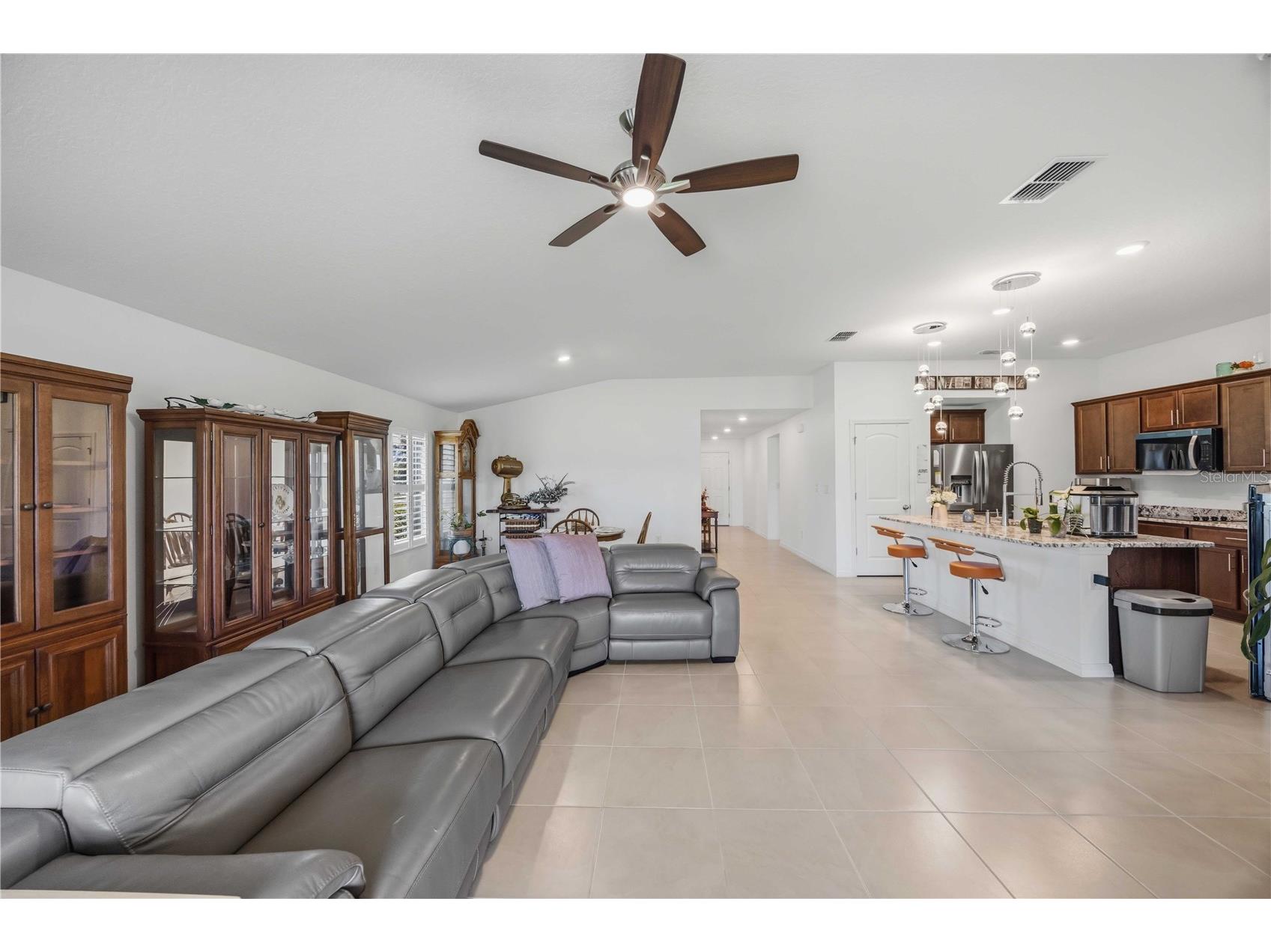 3576 74th Avenue Circle E Sarasota FL 34243 A4693654 image18