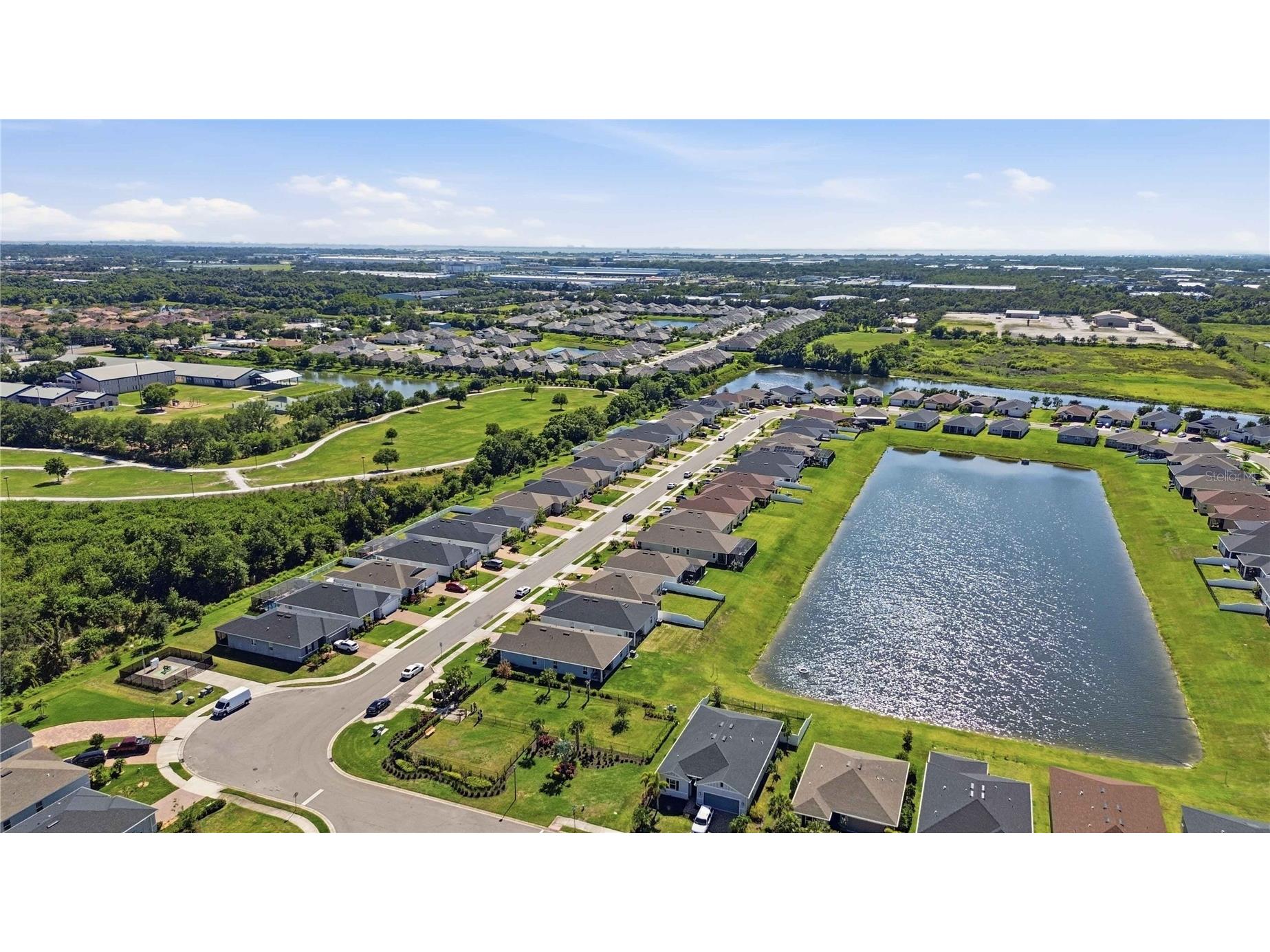 3576 74th Avenue Circle E Sarasota FL 34243 A4693654 image55