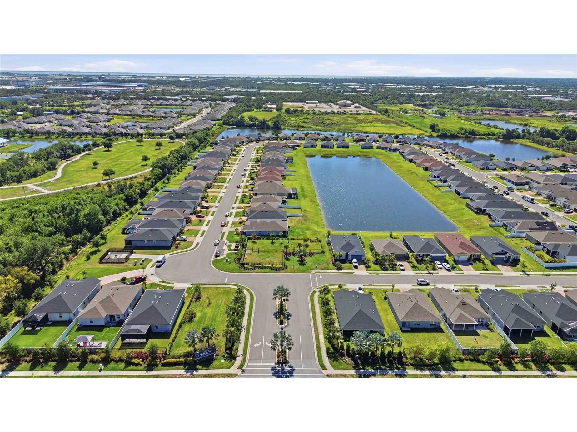 3576 74th Avenue Circle E Sarasota FL 34243 A4693654 image56