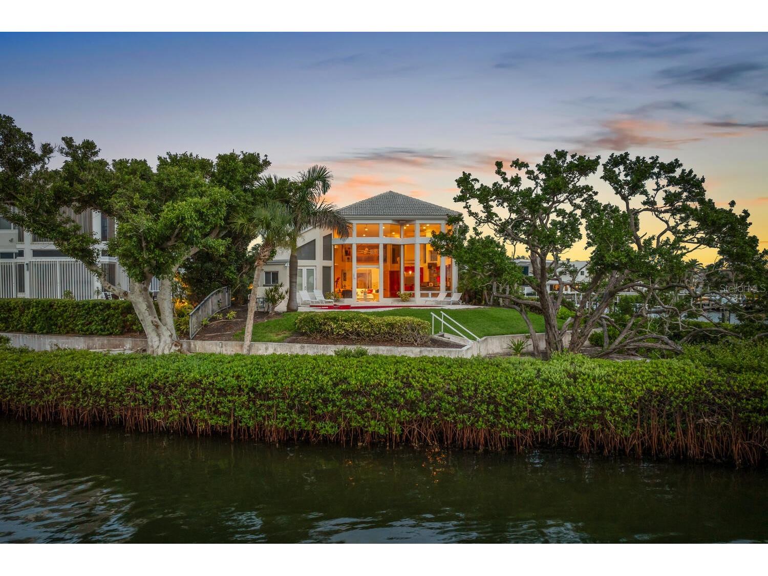 3576 Fair Oaks Way Longboat Key FL 34228 A4658145 image2