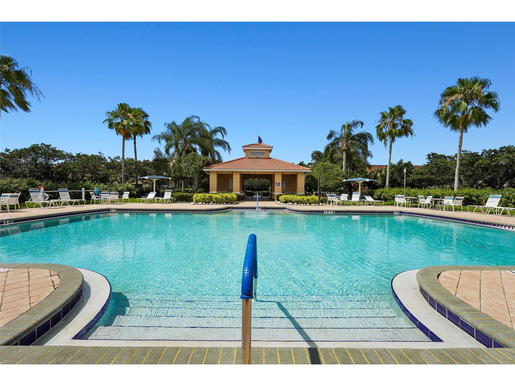3576 Parkridge Circle #30-101 Sarasota FL 34243 A4696817 image13