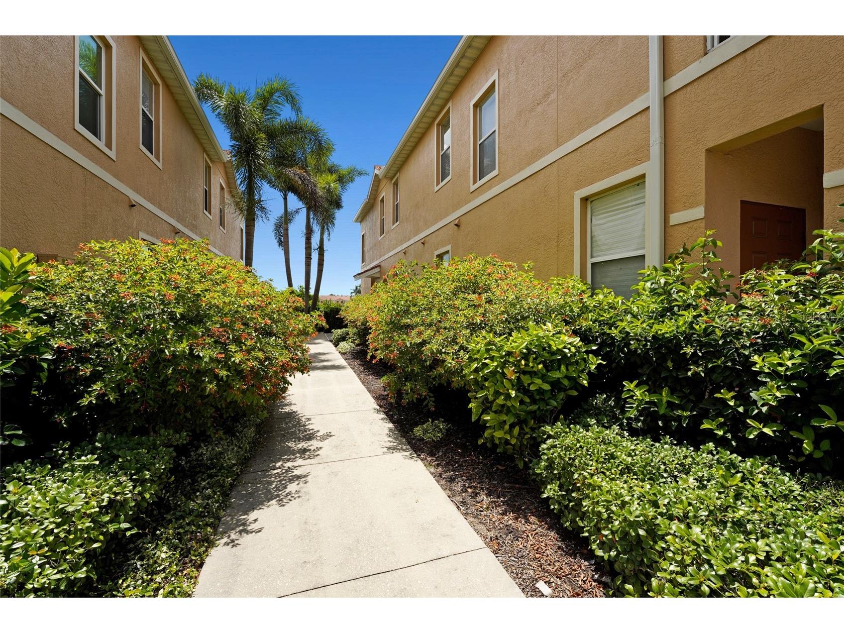 3576 Parkridge Circle #30-101 Sarasota FL 34243 A4696817 image16