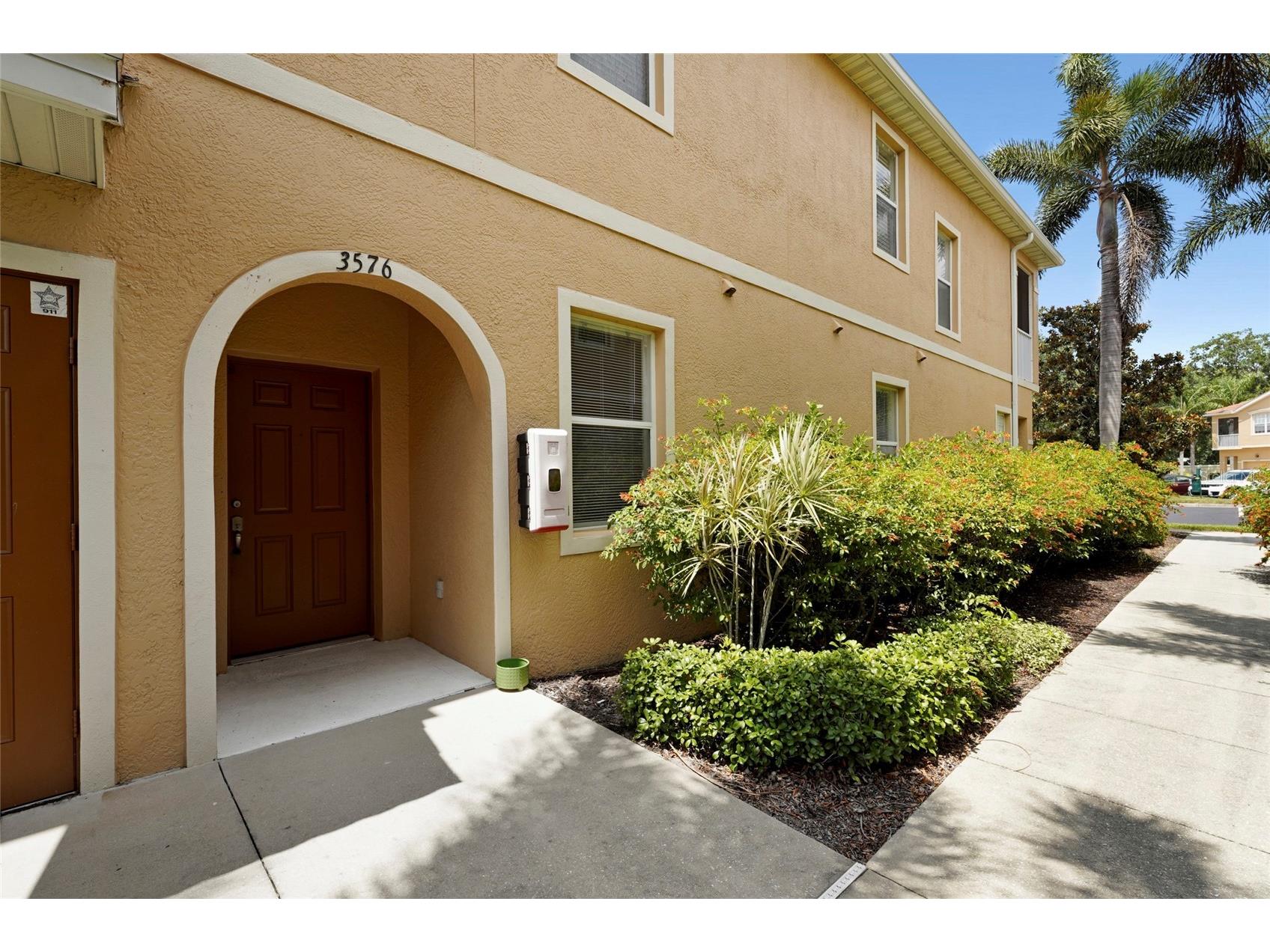 3576 Parkridge Circle #30-101 Sarasota FL 34243 A4696817 image2