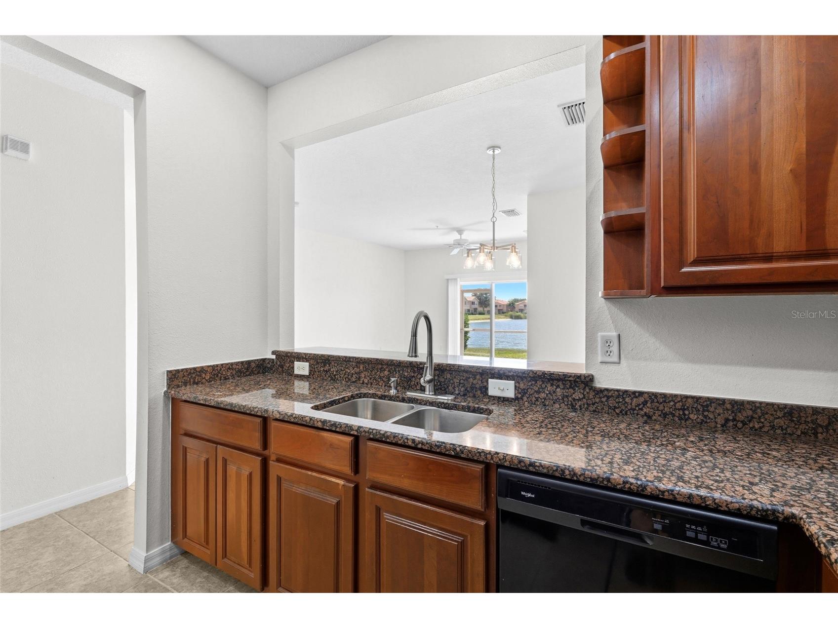 3576 Parkridge Circle #30-101 Sarasota FL 34243 A4696817 image25