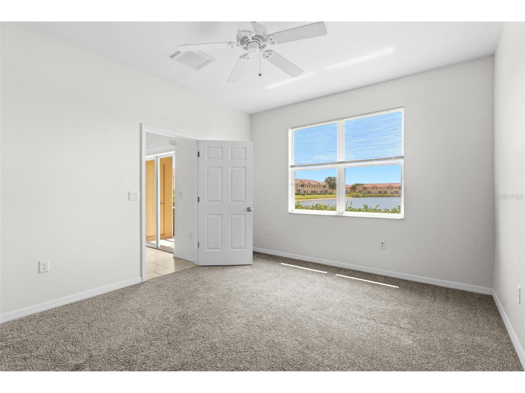 3576 Parkridge Circle #30-101 Sarasota FL 34243 A4696817 image27