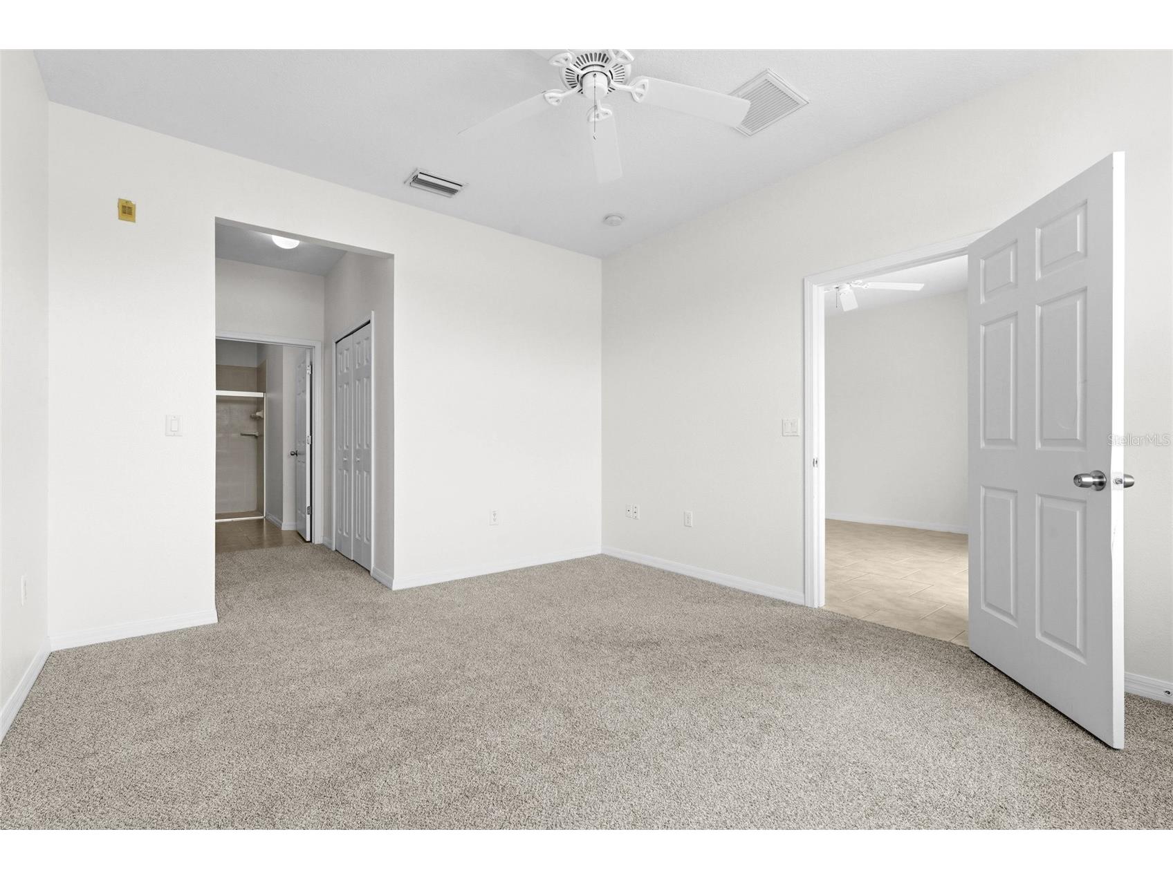 3576 Parkridge Circle #30-101 Sarasota FL 34243 A4696817 image28