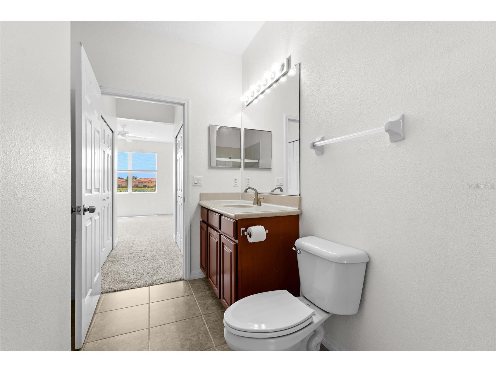 3576 Parkridge Circle #30-101 Sarasota FL 34243 A4696817 image30