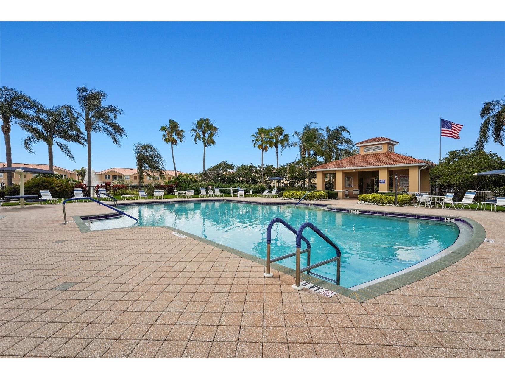 3576 Parkridge Circle #30-101 Sarasota FL 34243 A4696817 image56