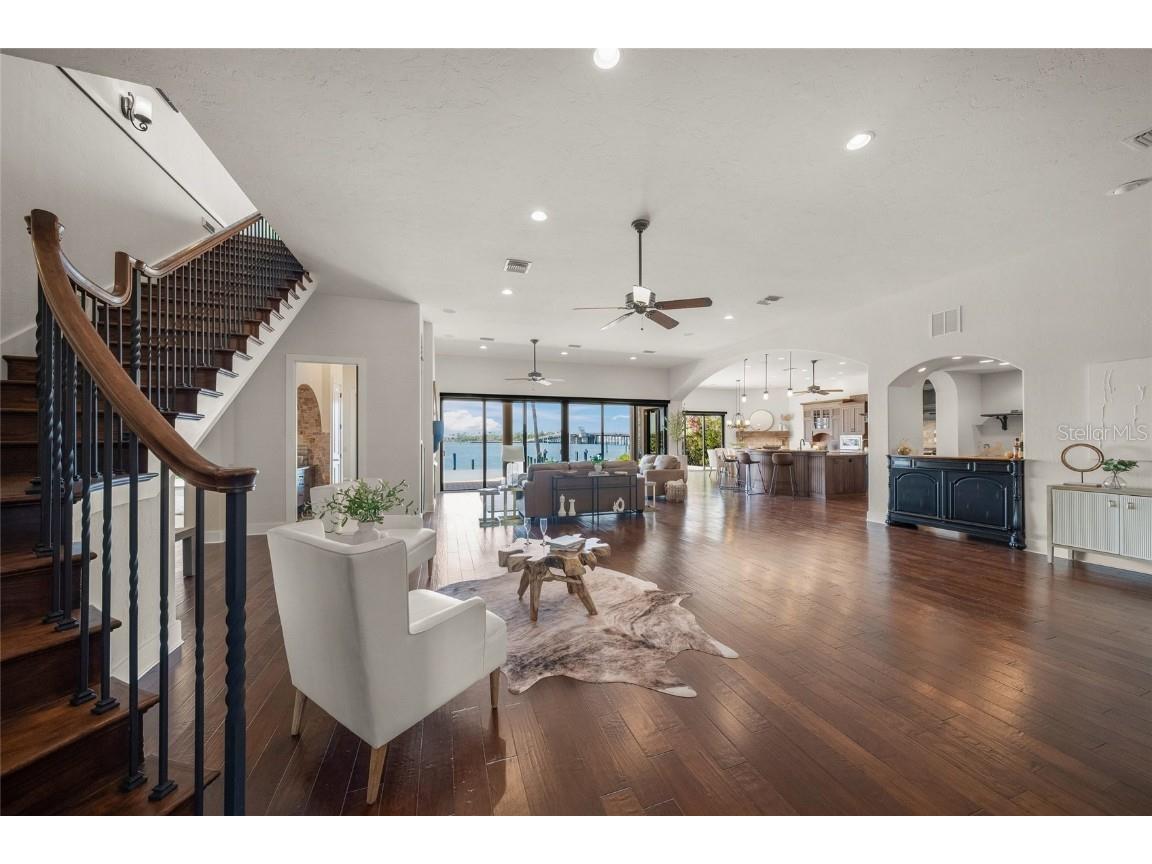 3576 San Remo Terrace Sarasota FL 34239 - ROBERTS BAY A4652012 image10