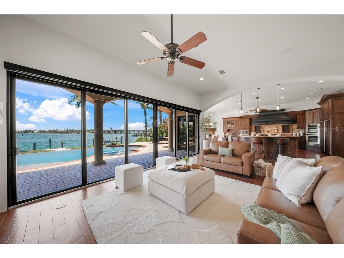 3576 San Remo Terrace Sarasota FL 34239 - ROBERTS BAY A4652012 image23