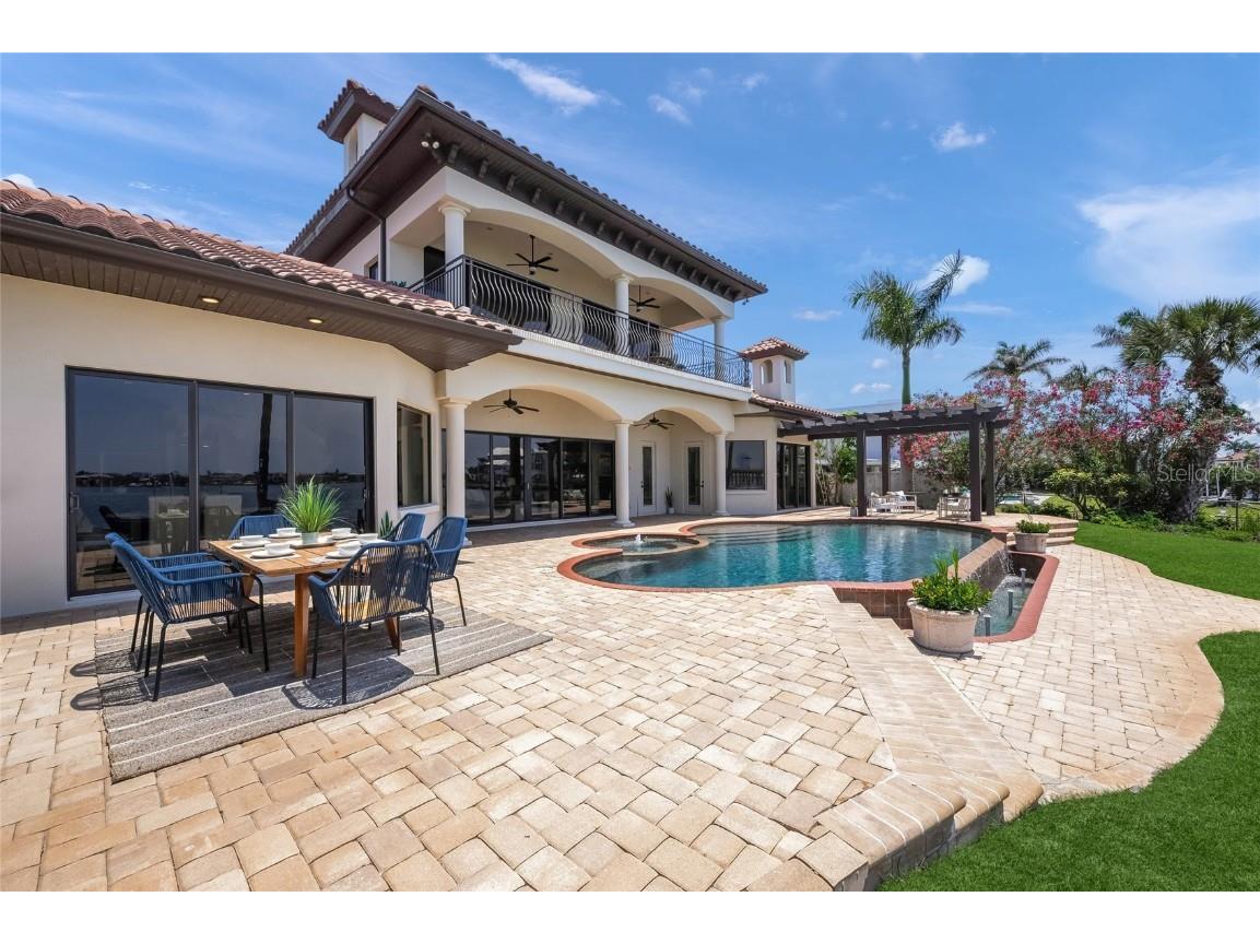 3576 San Remo Terrace Sarasota FL 34239 - ROBERTS BAY A4652012 image48