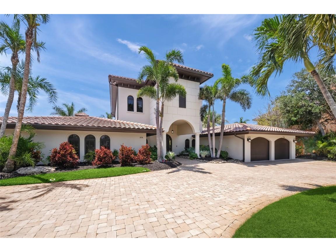 3576 San Remo Terrace Sarasota FL 34239 - ROBERTS BAY A4652012 image6