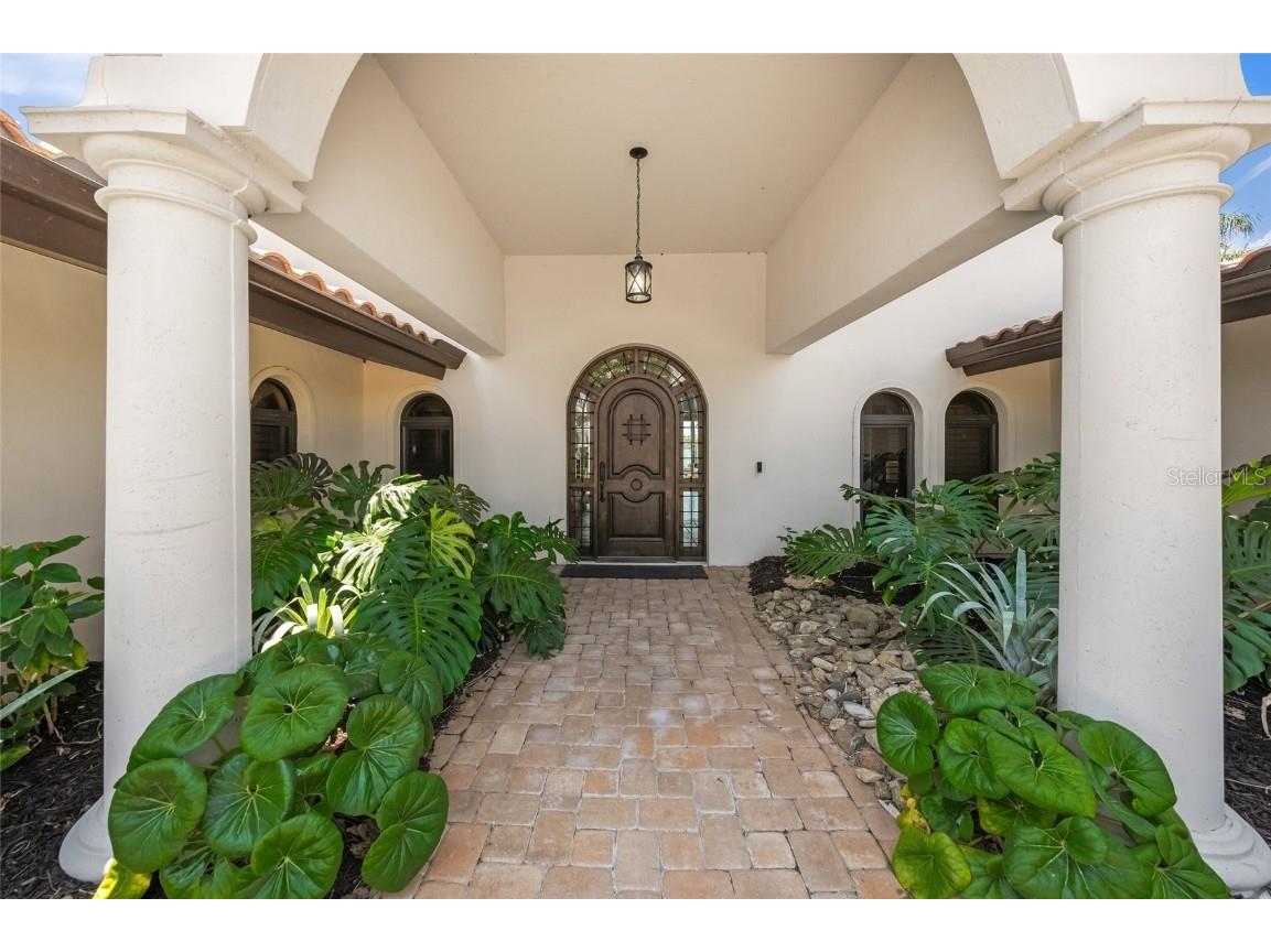 3576 San Remo Terrace Sarasota FL 34239 - ROBERTS BAY A4652012 image7