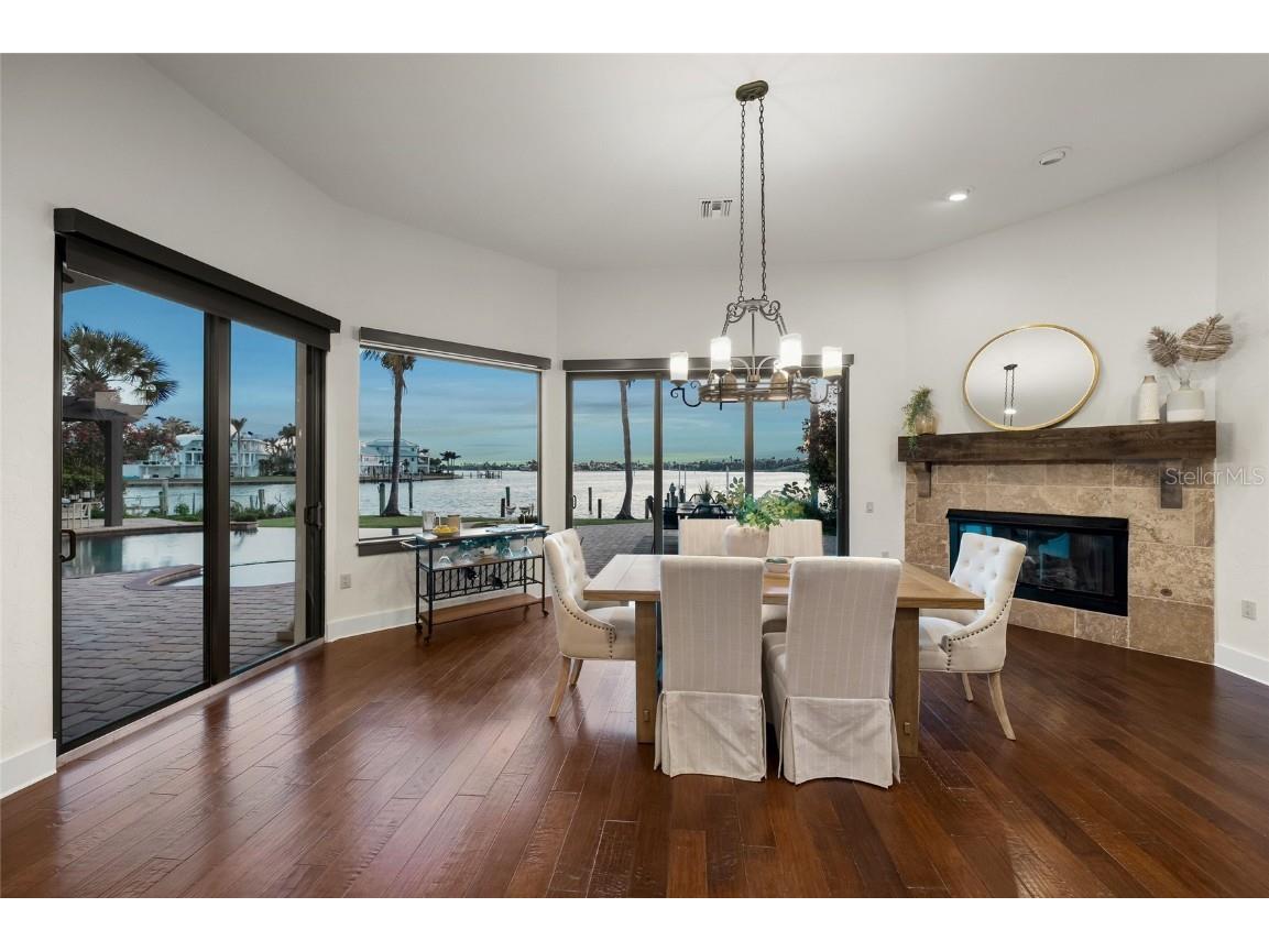 3576 San Remo Terrace Sarasota FL 34239 - ROBERTS BAY A4652012 image71