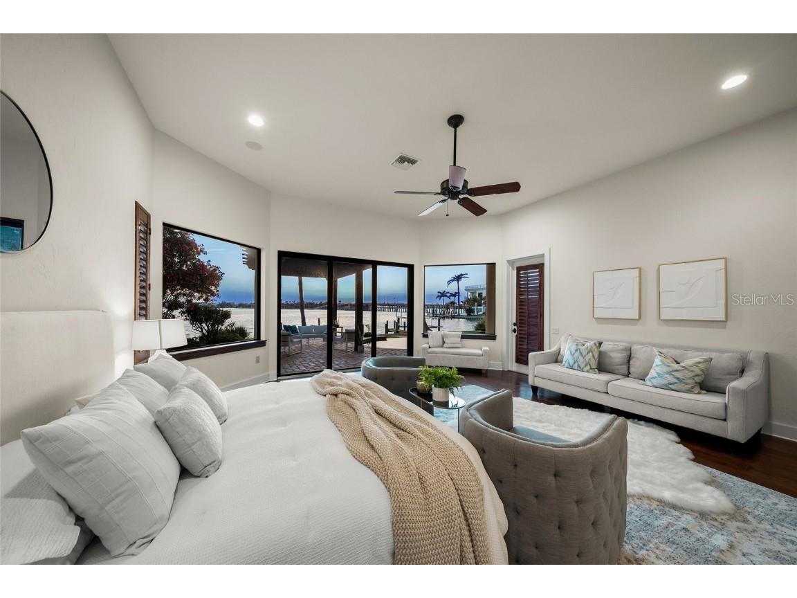 3576 San Remo Terrace Sarasota FL 34239 - ROBERTS BAY A4652012 image72