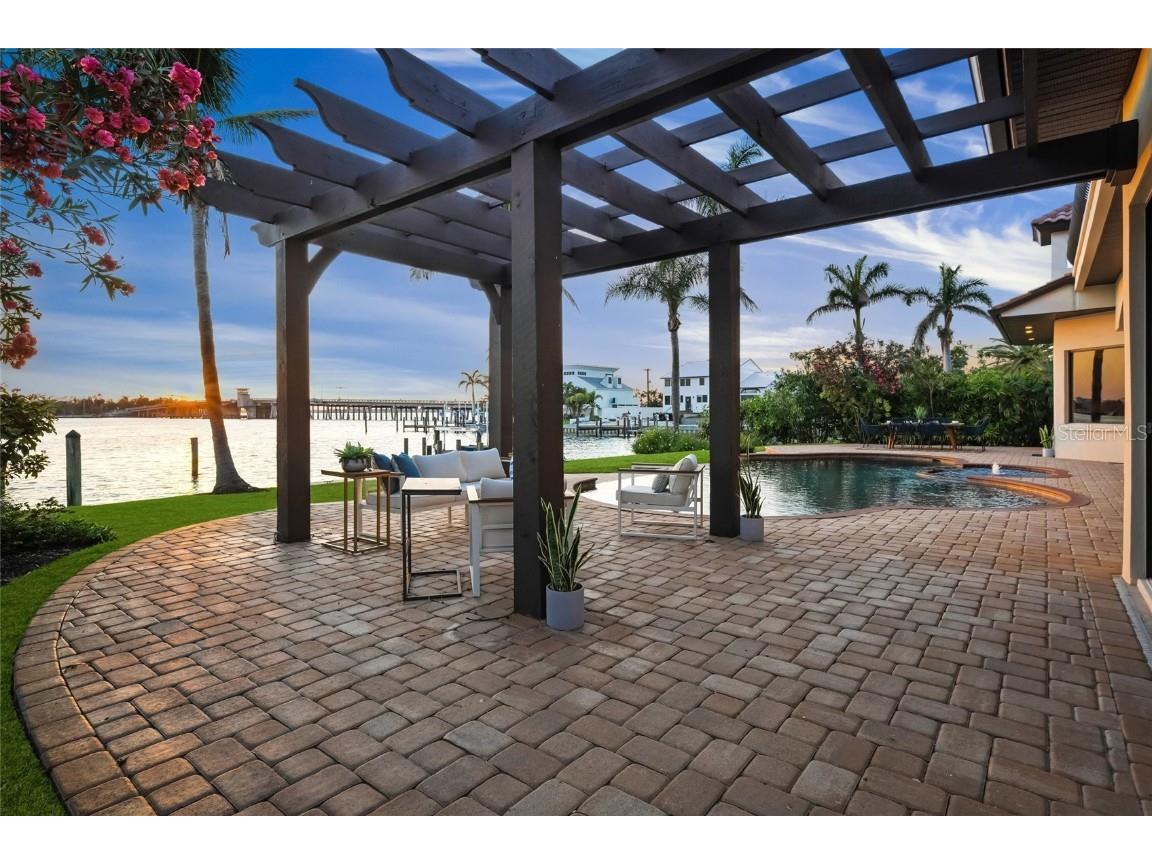 3576 San Remo Terrace Sarasota FL 34239 - ROBERTS BAY A4652012 image77