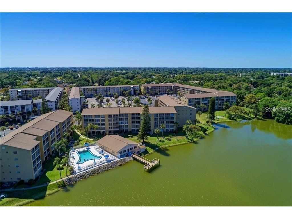 3579 Lake Bayshore Drive #214 Bradenton FL 34205 A4578788 image1