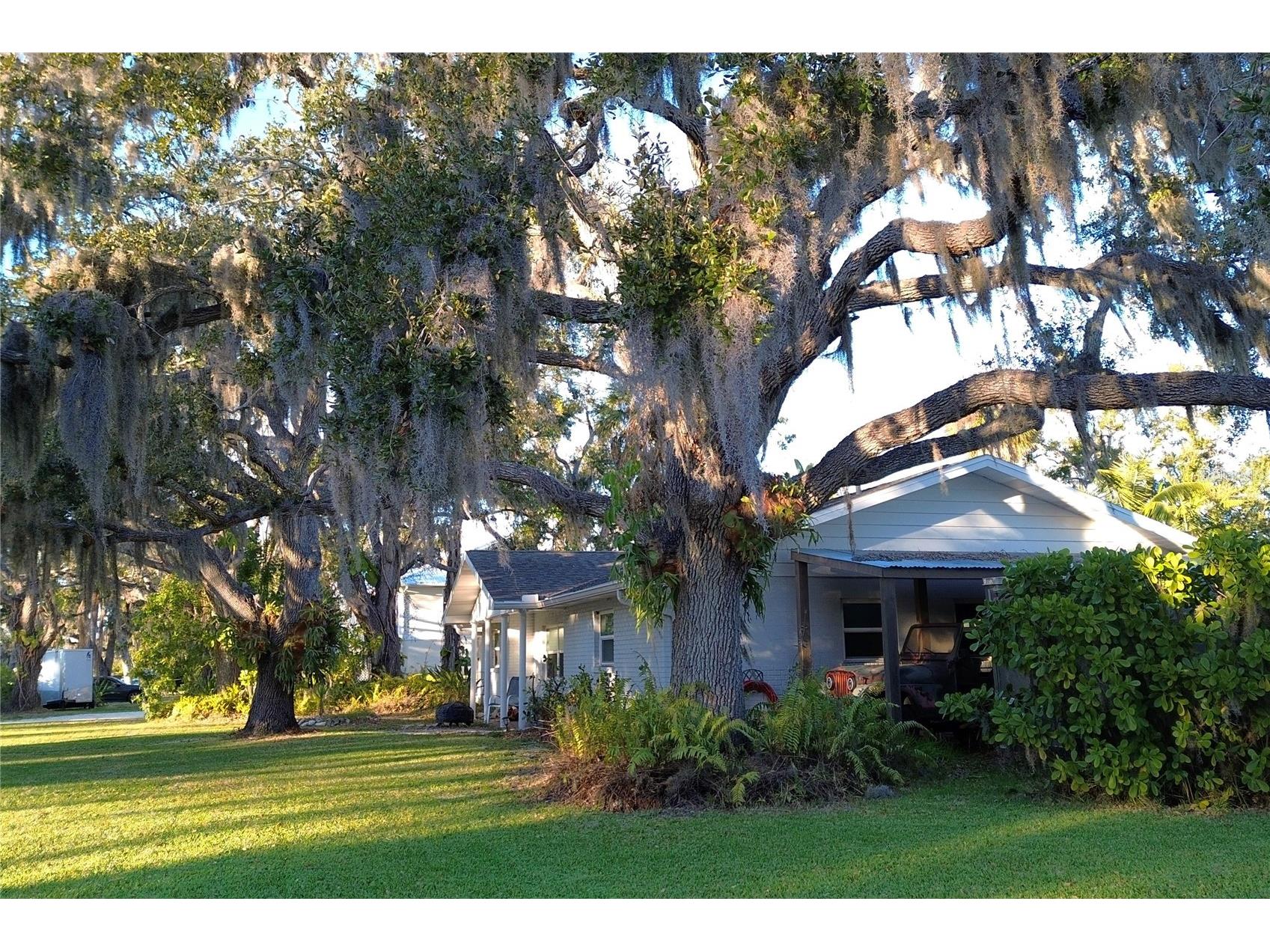 358 Highland Shores Drive Ellenton FL 34222 TB8471554 image1