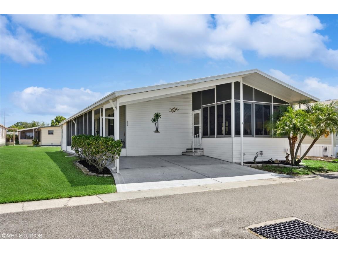 358 Lake Way Oldsmar FL 34677 U8198202 image1