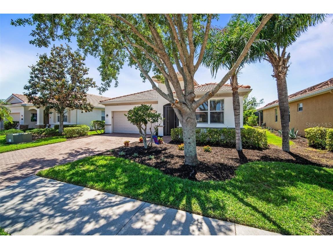 358 River Enclave Court Bradenton FL 34212 A4648642 image1