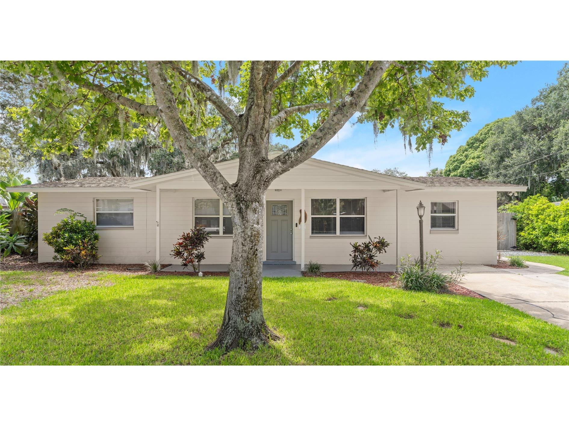 358 S Orchard Street Ormond Beach FL 32174 V4949008 image1