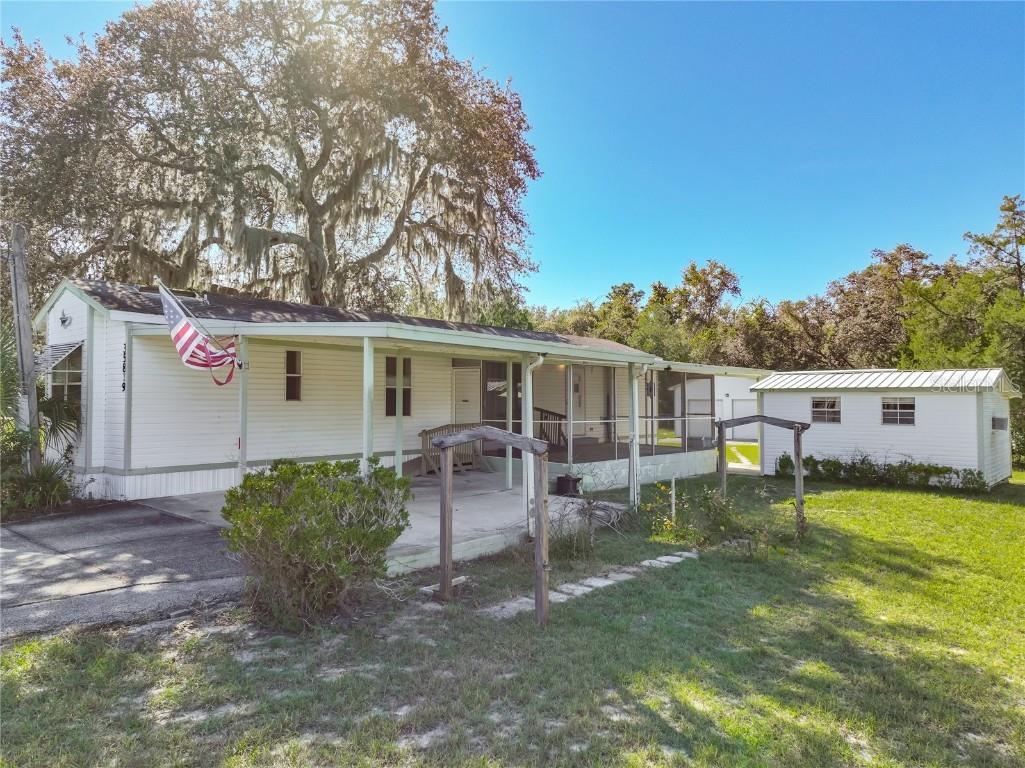 35819 S Shelley Drive Leesburg FL 34788 TB8448295 image1