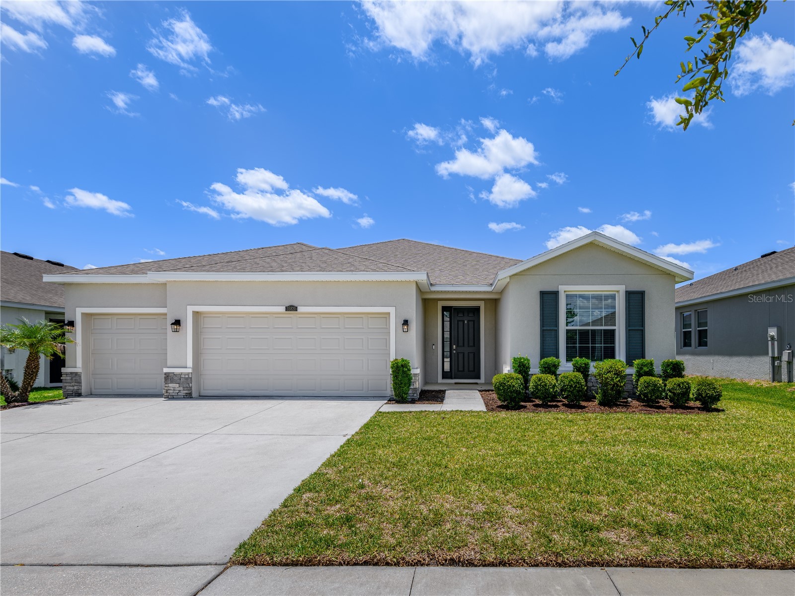 35820 Iron Redding Court Zephyrhills FL 33541 TB8515191 image1