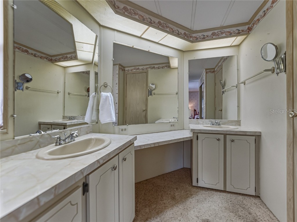 35826 Pradera Drive Zephyrhills FL 33541 TB8443953 image32