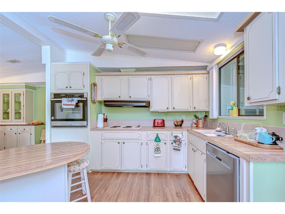 35827 Brisa Drive Zephyrhills FL 33541 TB8452392 image8