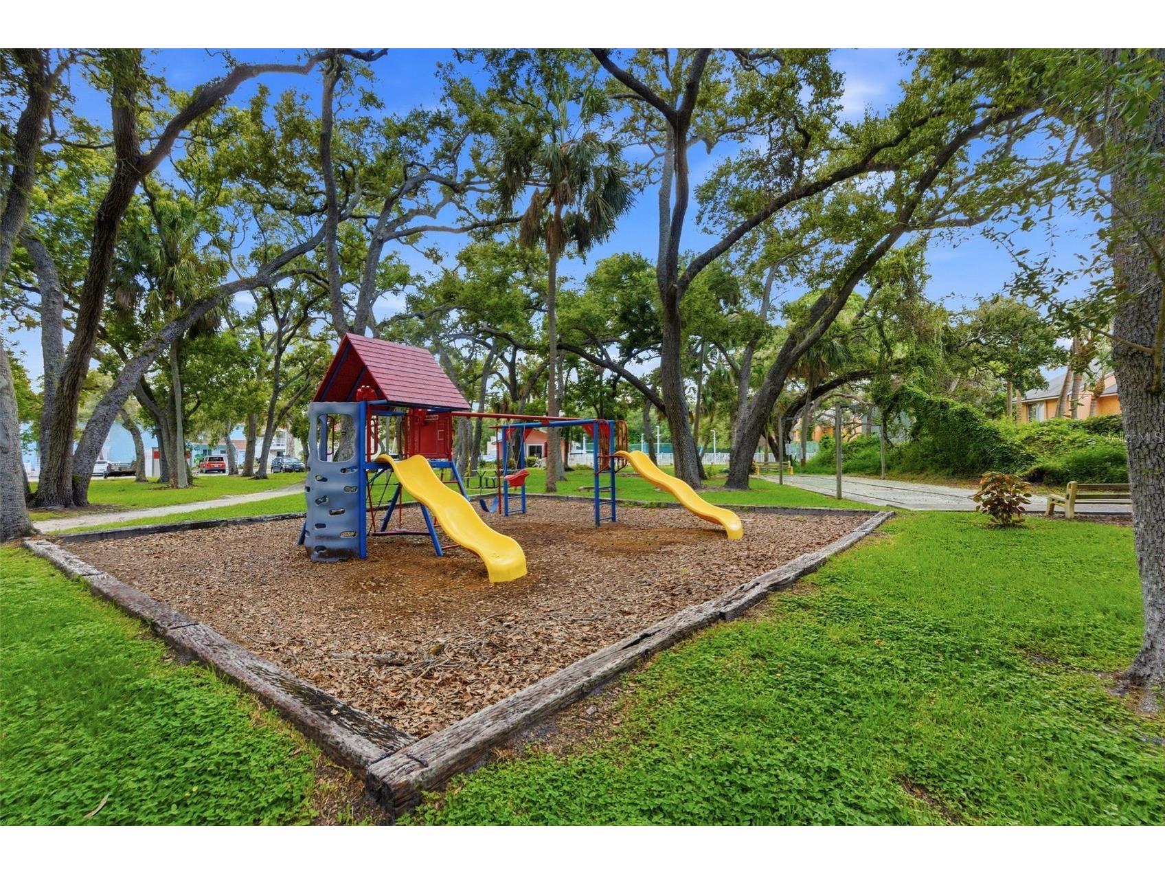 3585 41st Way S #C Saint Petersburg FL 33711 - BOCA CIEGA BAY TB8473009 image9