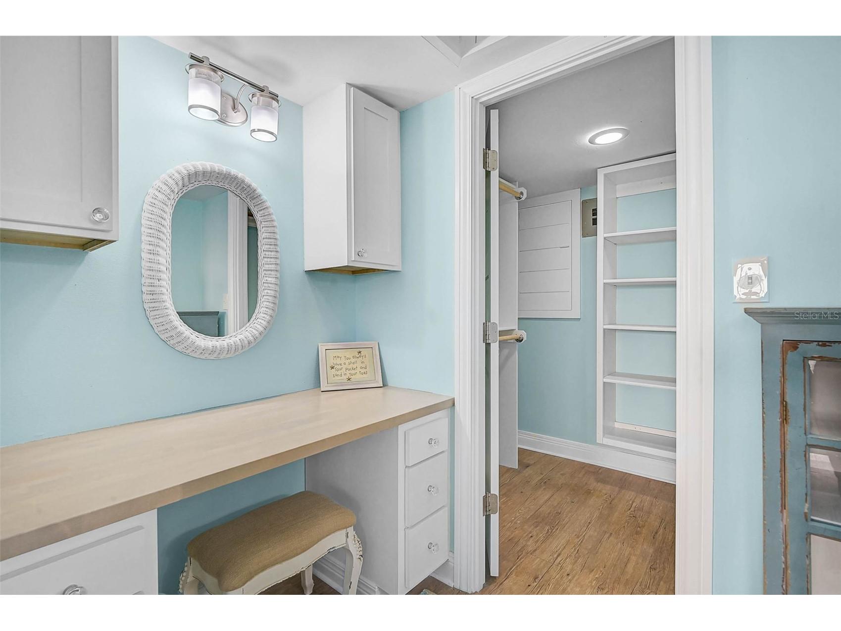 3585 Lake Bayshore Drive #J-301 Bradenton FL 34205 A4674487 image17