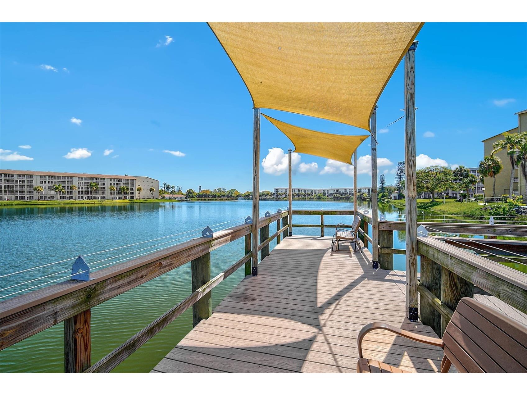 3585 Lake Bayshore Drive #J-301 Bradenton FL 34205 A4674487 image37
