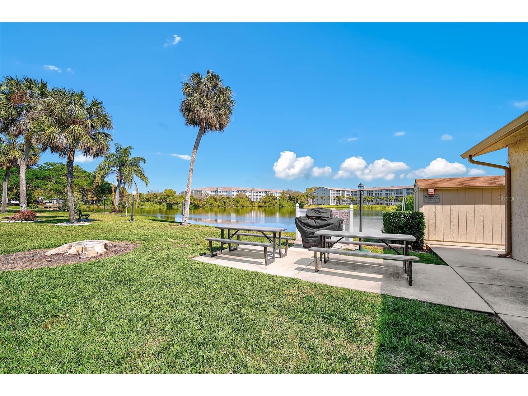 3585 Lake Bayshore Drive #J-301 Bradenton FL 34205 A4674487 image41