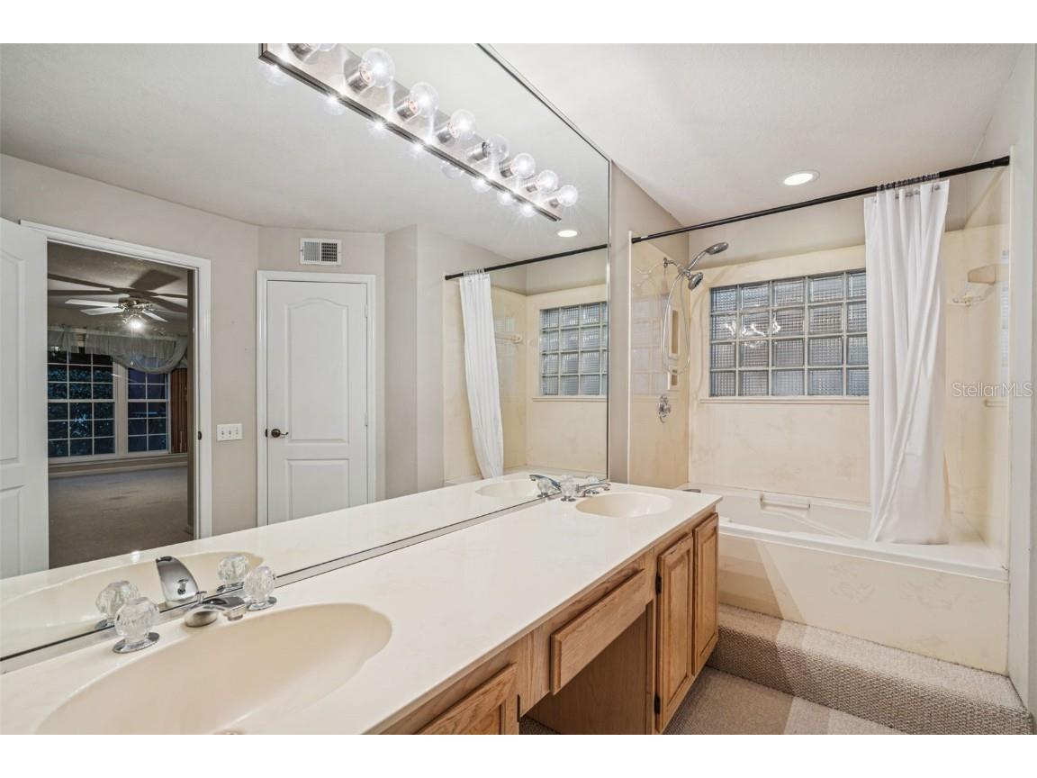 3585 Ventura Club Circle Orlando FL 32822 O6359599 image25