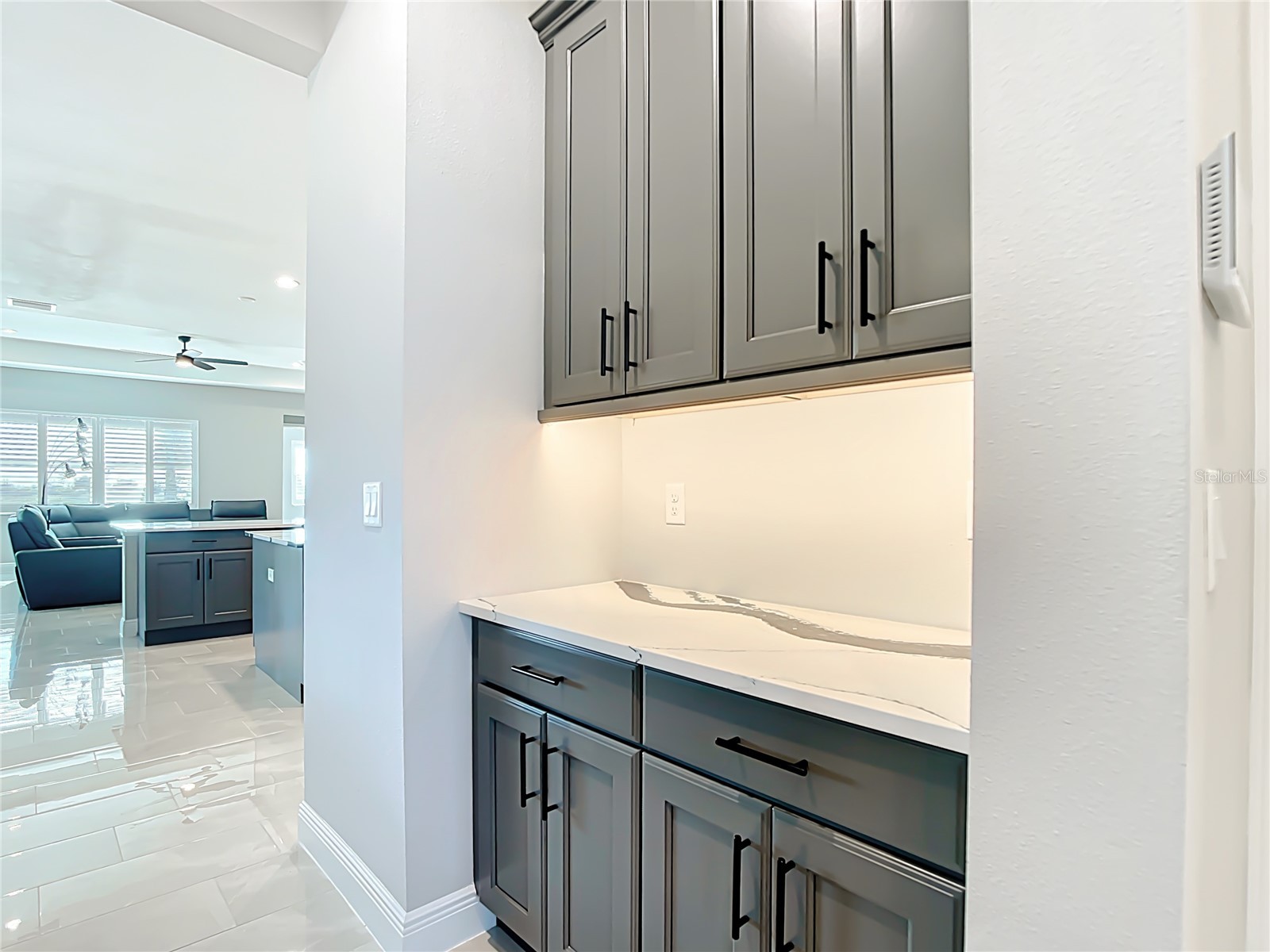 3586 Recurve Circle Sarasota FL 34240 TB8459416 image10