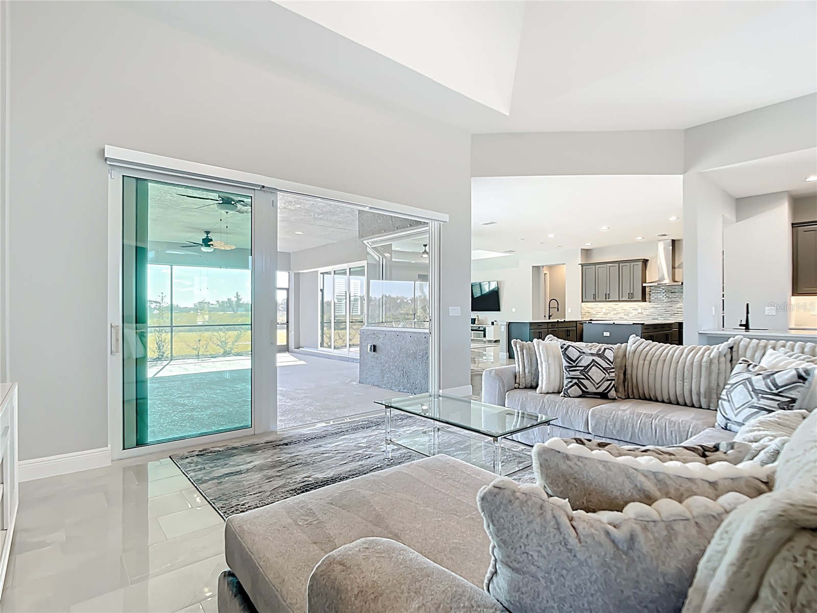 3586 Recurve Circle Sarasota FL 34240 TB8459416 image11