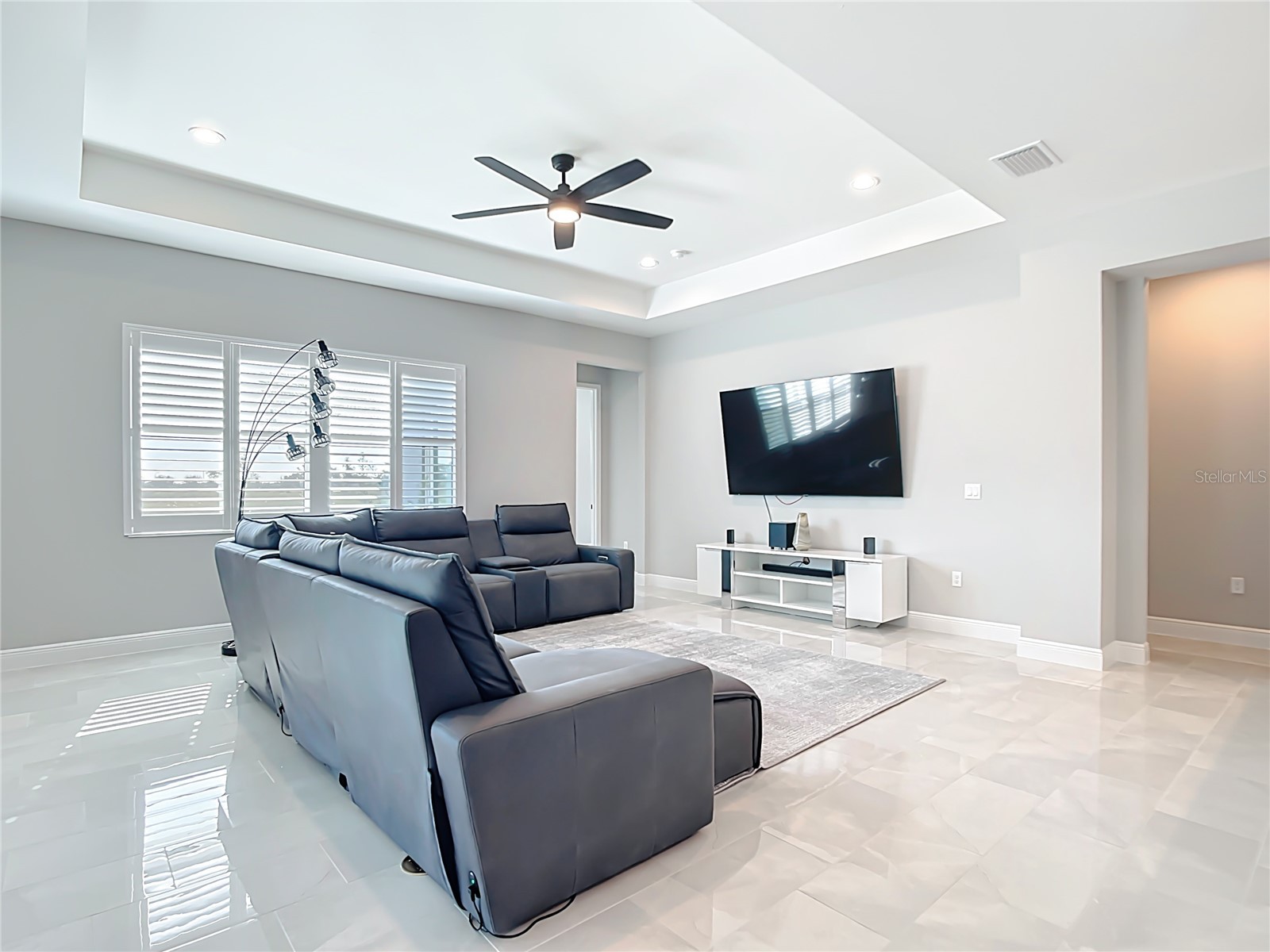 3586 Recurve Circle Sarasota FL 34240 TB8459416 image21