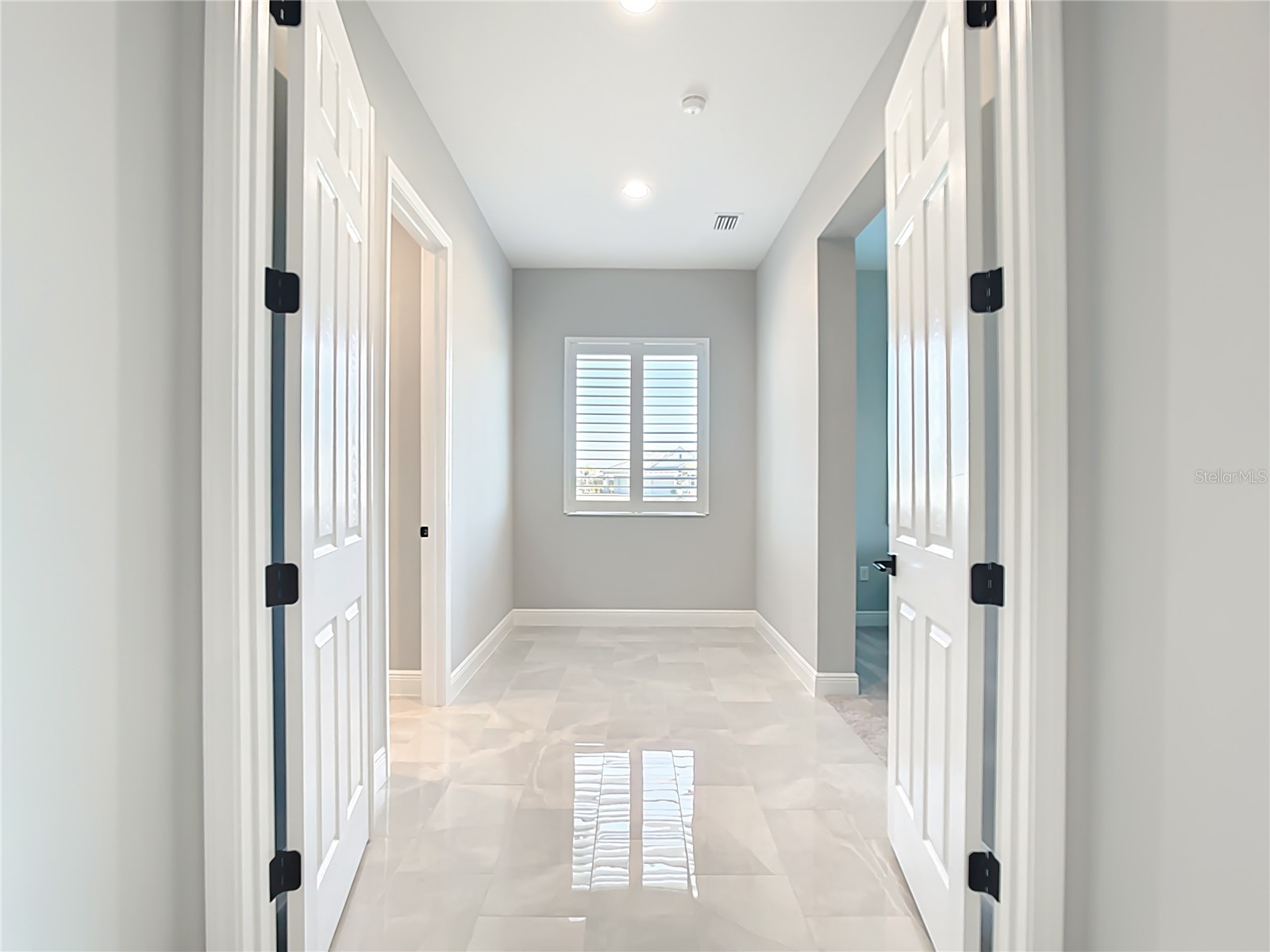 3586 Recurve Circle Sarasota FL 34240 TB8459416 image22