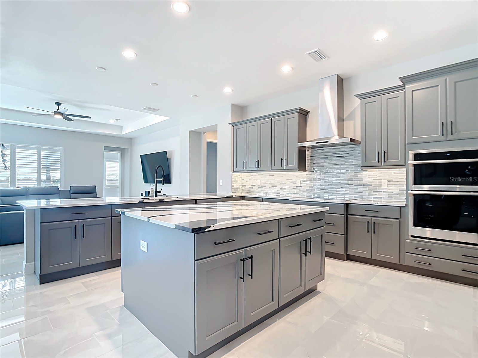 3586 Recurve Circle Sarasota FL 34240 TB8459416 image3