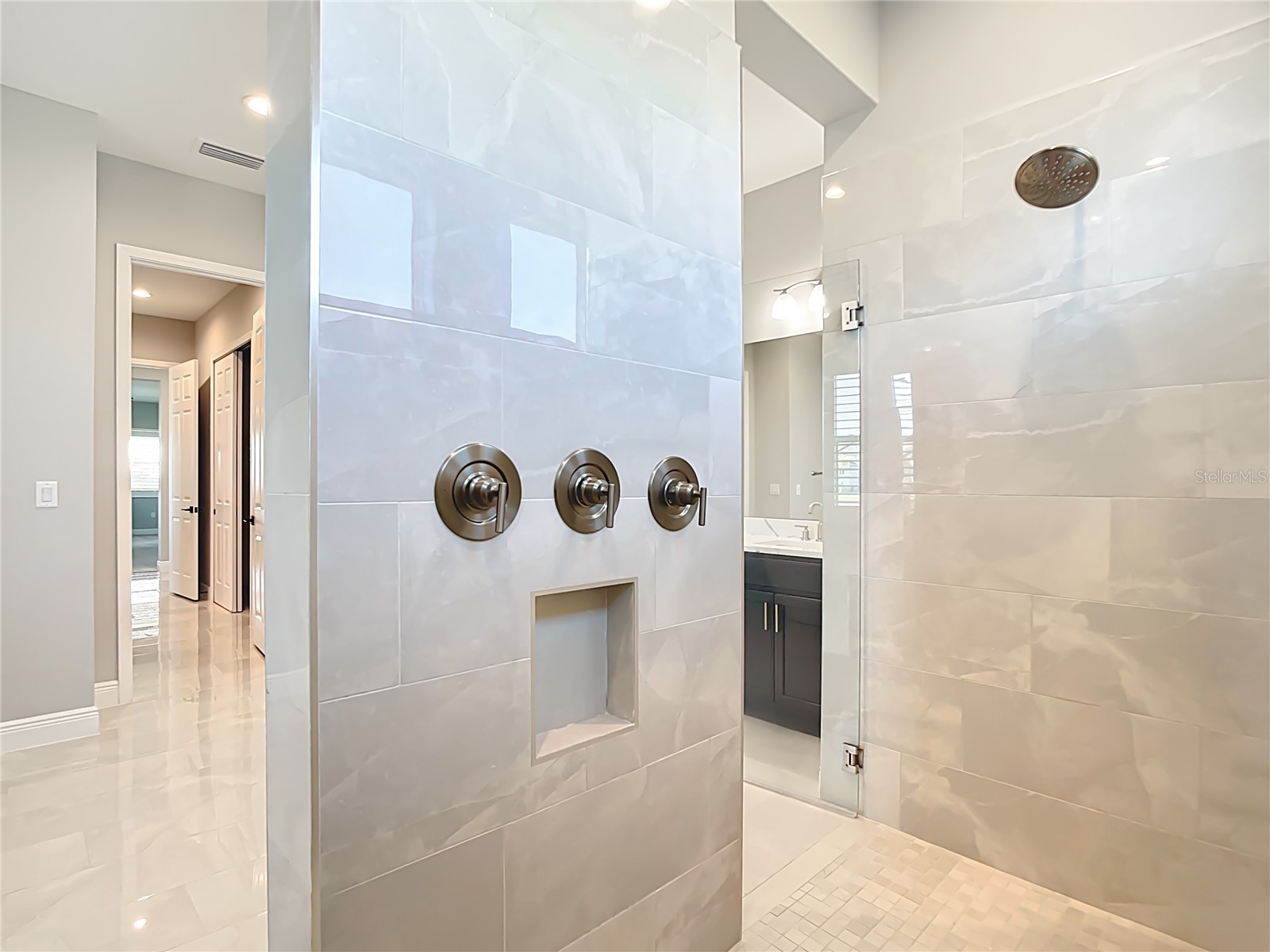 3586 Recurve Circle Sarasota FL 34240 TB8459416 image30