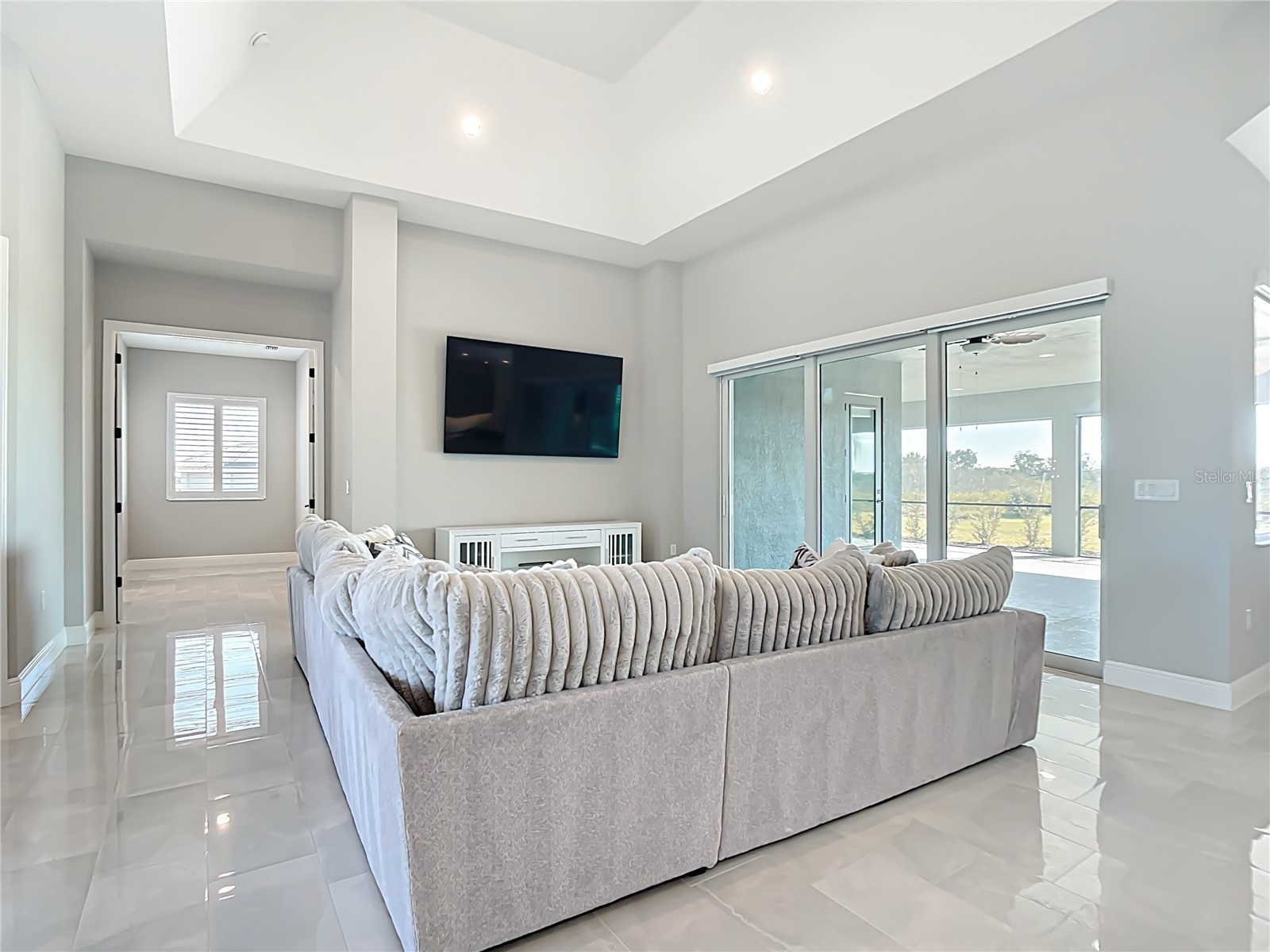 3586 Recurve Circle Sarasota FL 34240 TB8459416 image8